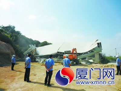 灌口幾處違建鐵皮廠房被拆除