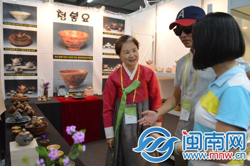 安溪茶展由區(qū)域化向國際化發(fā)展，韓國茶商也來安溪參展