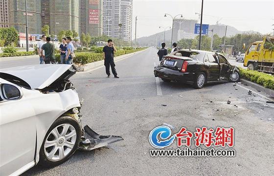 事故現(xiàn)場(chǎng)