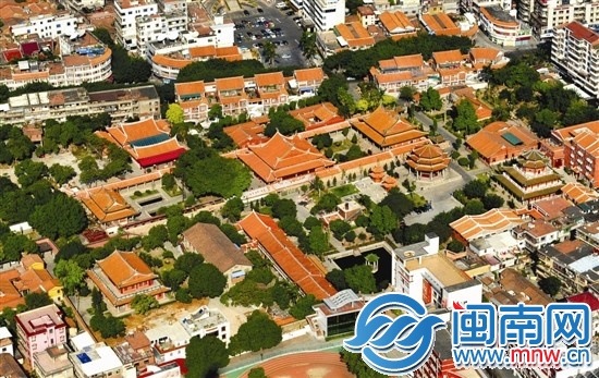 3.承天寺又名月臺(tái)寺，位于南俊路東側(cè)