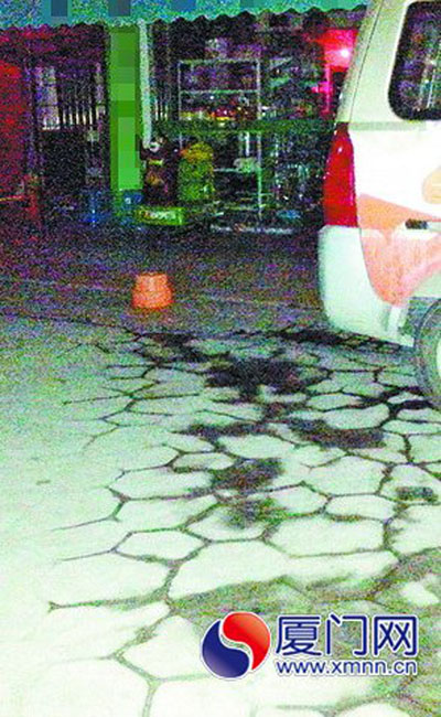 孩子就在自家店門口出事，肇事司機(jī)是家長的熟人。