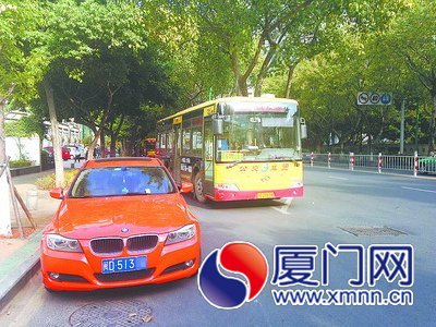 乘客下車險(xiǎn)被撞