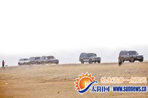 自駕游越來(lái)越受人們歡迎