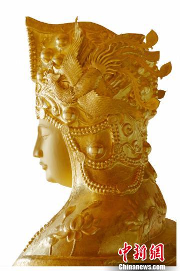 圖為全球最大黃金媽祖像。