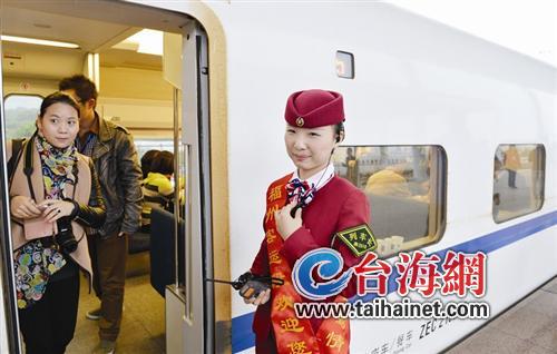 廈深鐵路幾乎天天爆滿