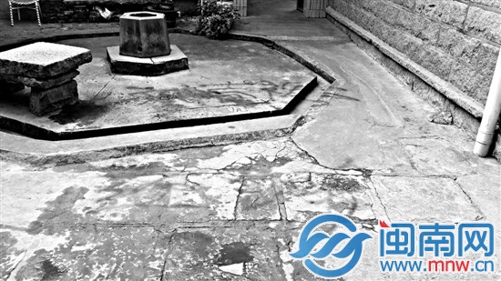 男子點(diǎn)燃木料引發(fā)家具城大火