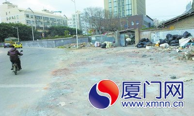 土頭垃圾被人清走了