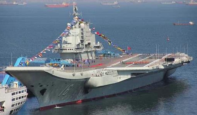 中國001A型國產(chǎn)中型航母