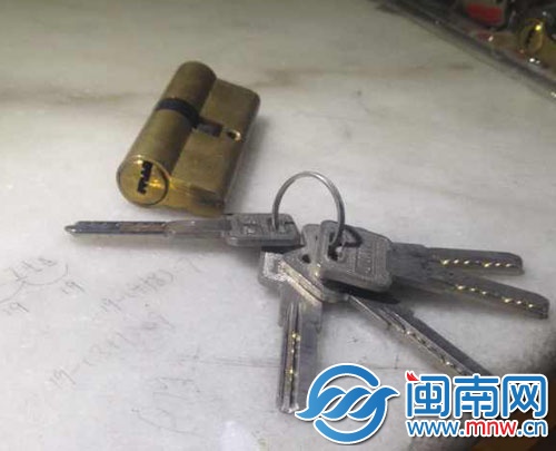 容易被撬開的彈子鎖芯