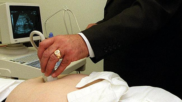 英國(guó)醫(yī)院被曝焚燒1.5萬具流產(chǎn)胎兒尸體發(fā)電