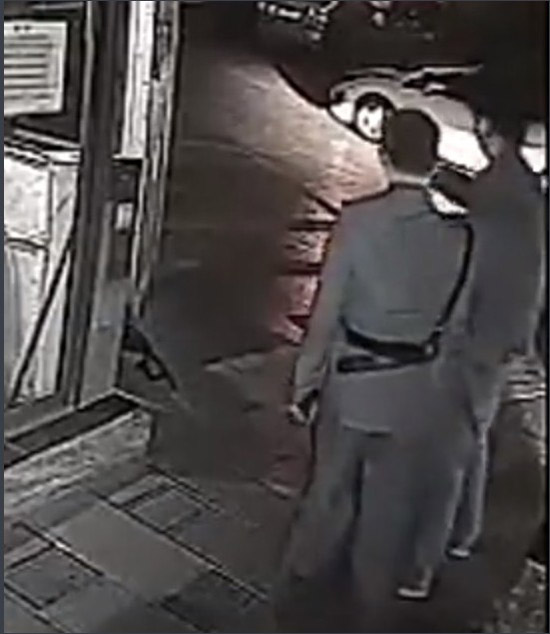 云南高院法官打保安磕頭求饒8