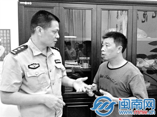 聽民警介紹妻子搭乘客車出事故，張家喜目瞪口呆1分