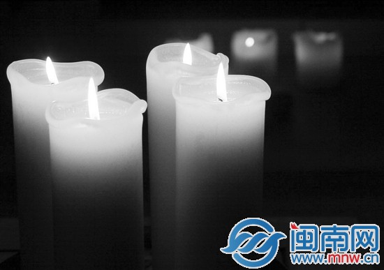 事故客車(chē)共搭載乘客55人:泉州15人 廈門(mén)25人