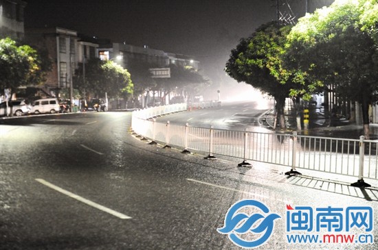 事發(fā)路段是一個急彎